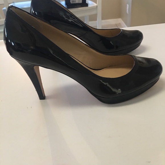 Designer shoes - Picture 2 of 4